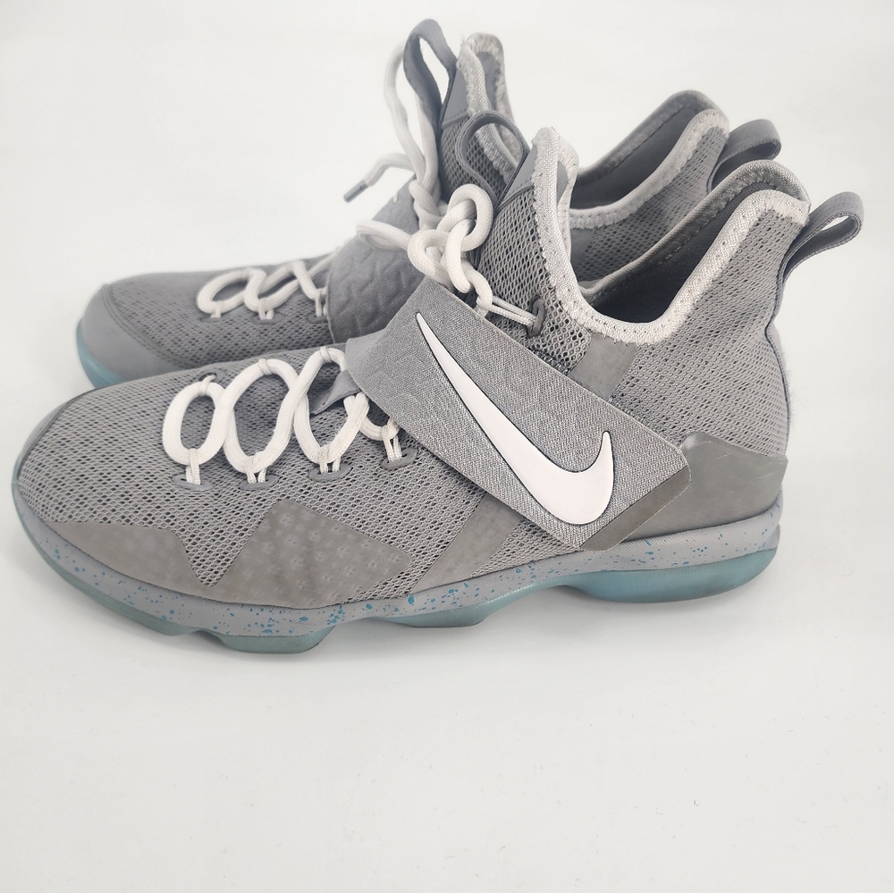 Nike LeBron 14 Mag Sneaker Size 7Y